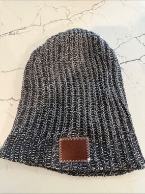 Love Your Melon Black & White Heathered Knit Beanie